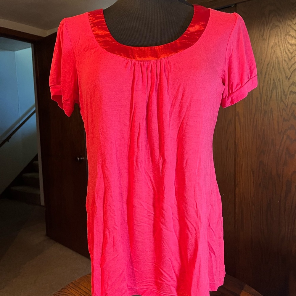 Womens Maurice’s short sleep in coral red. Size is L. - Picture 2 of 3